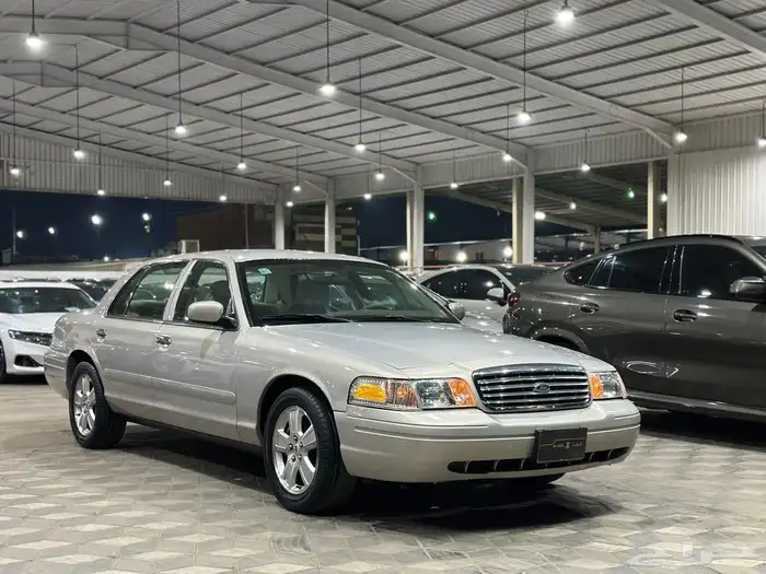 فورد فكتوريا موديل 2008 0