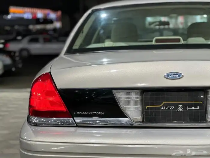 فورد فكتوريا موديل 2008 6