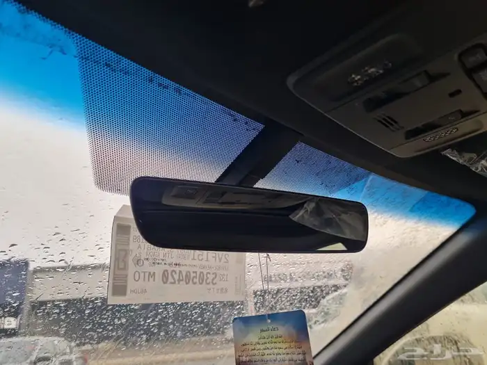 كامري E بلص هايبرد لون تيتانيوم كاش وأقساط 10