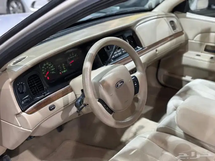 فورد فكتوريا موديل 2008 13