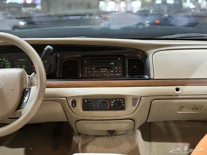 فورد فكتوريا موديل 2008 12