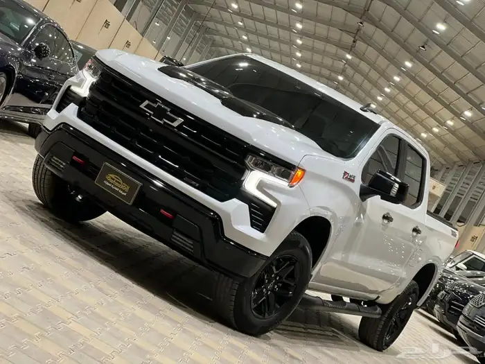 شيفروليه سيلفرادو موديل 2023 0