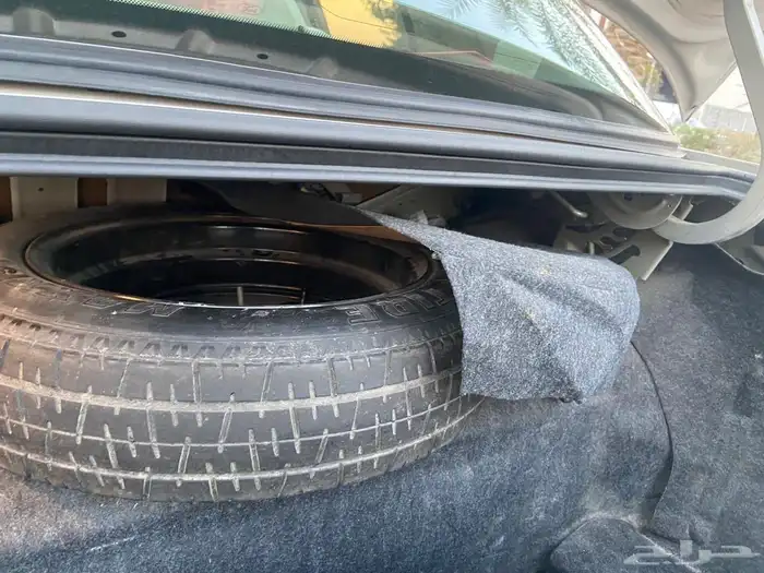 للبيع فورد فكتوريا 2008 8