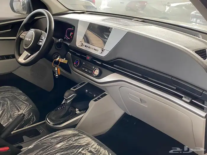 كيا كارينز مطور 7 مقاعد 2025 GL 35