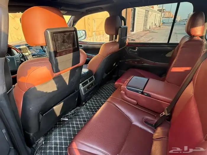 لكزس LX570 فل 2014 سعودي 9