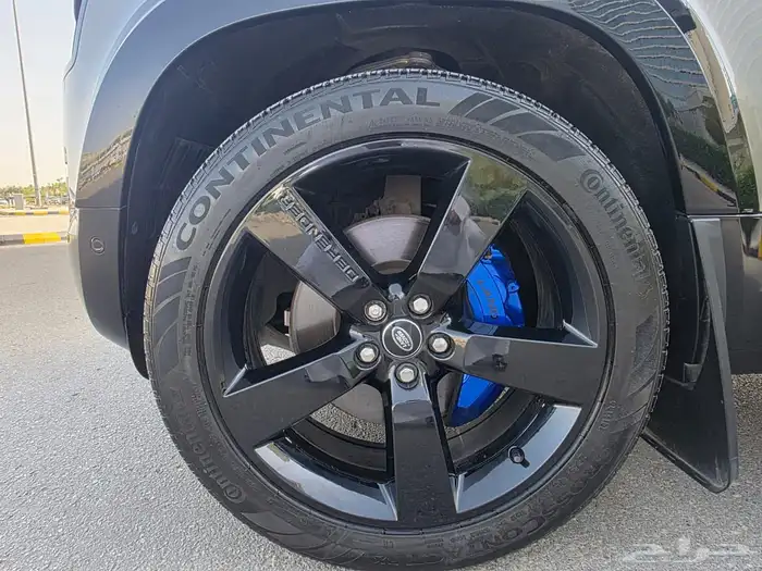 ديفندر 110 موديل 2023 V6- وارد كندا 4