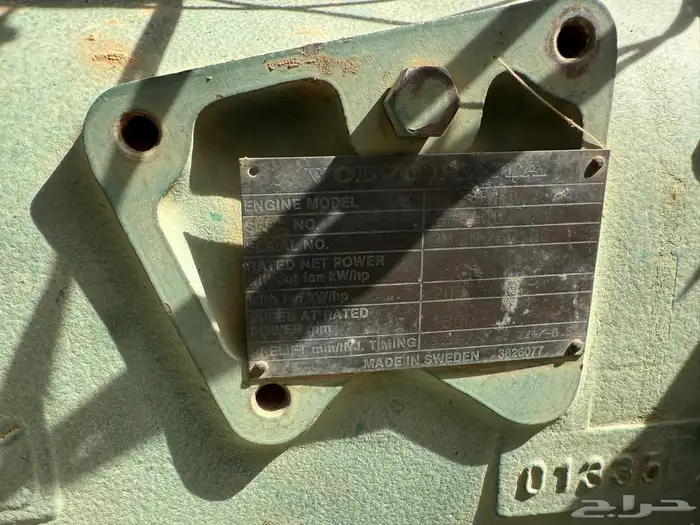 مكينة فولفو نظيفة جدا جدا وعلي شرط 2