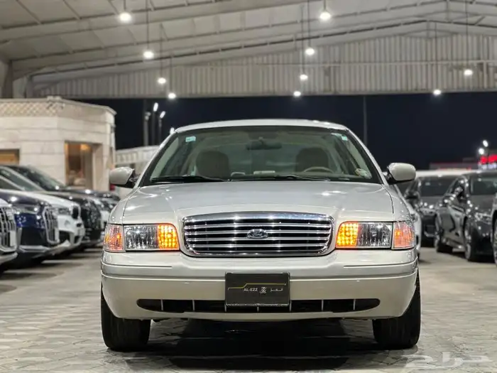 فورد فكتوريا موديل 2008 1