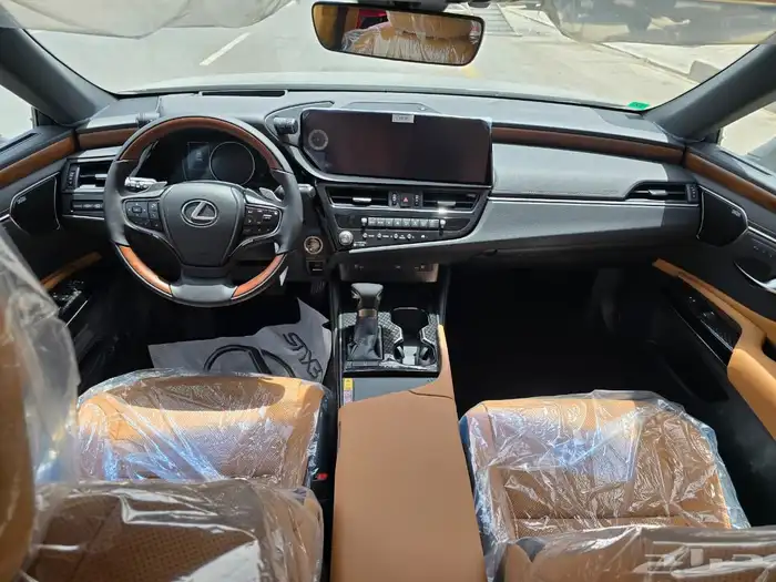 لكزس ES 350. ألساير DD أسود 2025 بالكاش والاقصاد 8