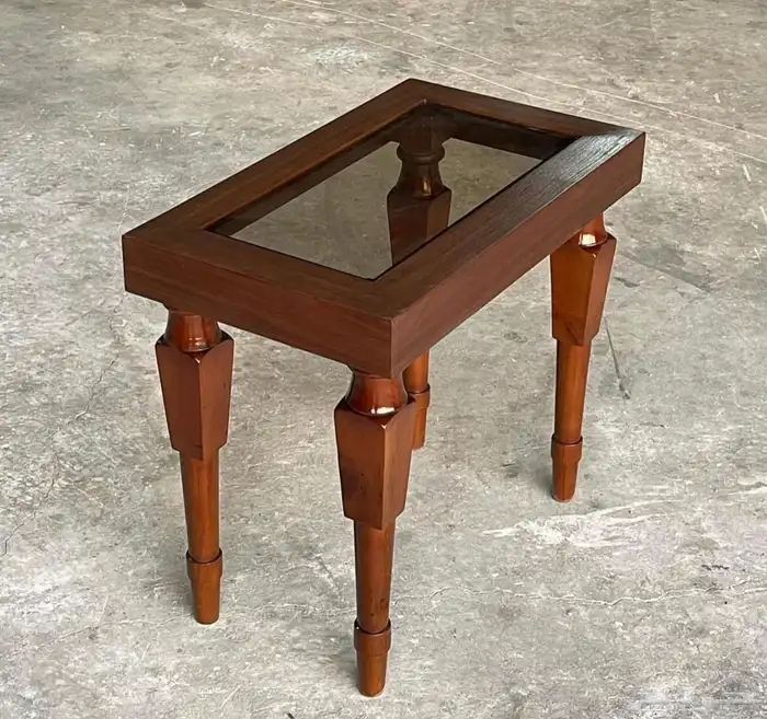 طاولات تفصيل حسب طلب 44