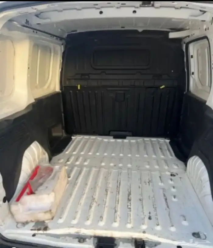 للبيع بيجو بارتنر 2021 3