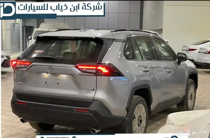 تويوتا راف فور XLE بنزين فتحة 2025 4