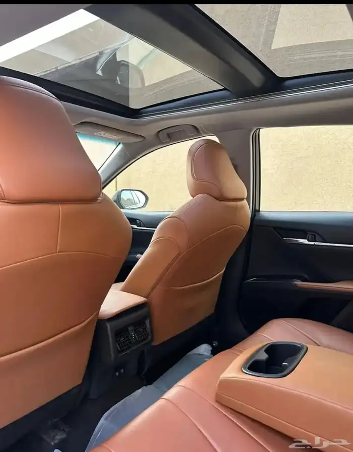 كامري 2023 قراندي 40 عام V6 مازالت تحت الضمان والبيع سمح 8