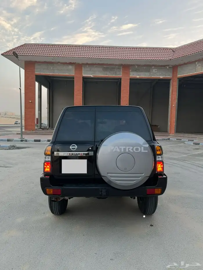 باترول فتك - اسود - قير عادي 4