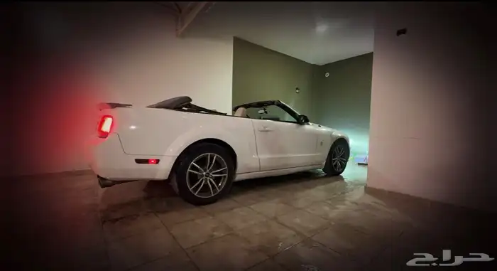 للبيع موستنج 2007 كشف 6 سلندر اللون ابيض 3