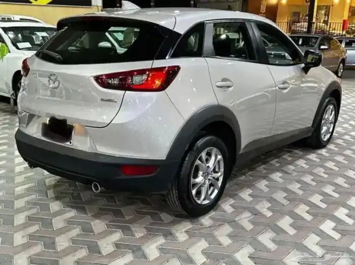 مازدا CX3 موديل 2021 على الشرط 3
