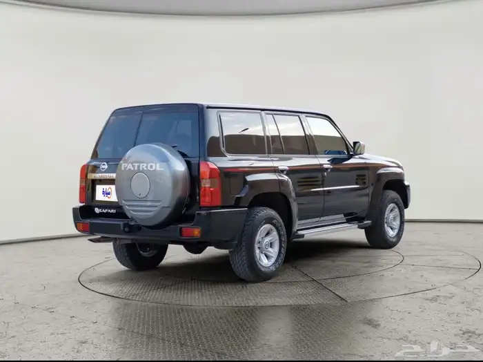 نيسان سفاري 2023 2