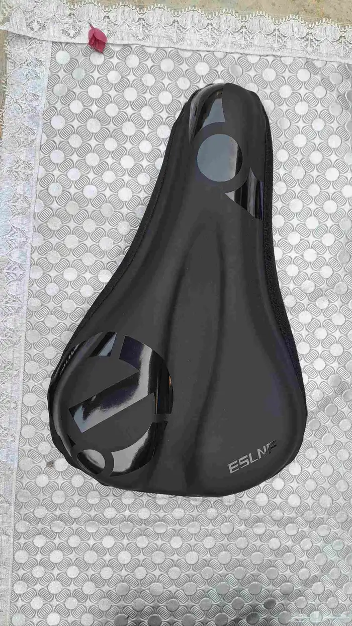 سيكل رياضي هجين من شركة رالي 21 سرعة و اكسسوراته 2