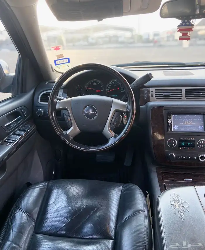 جمس يوكن دينالي 2011 للبيع 8