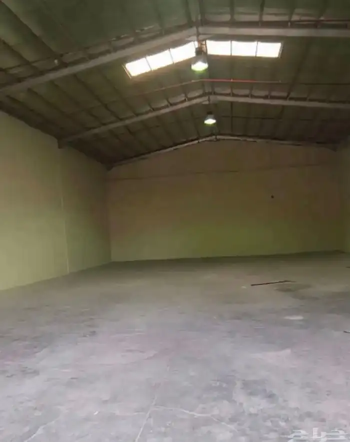 مستودع للايجار 600 م 0