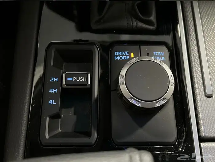 للبيع تويوتا سكويا - ليمتد موديل 2023 وارد كندا 6