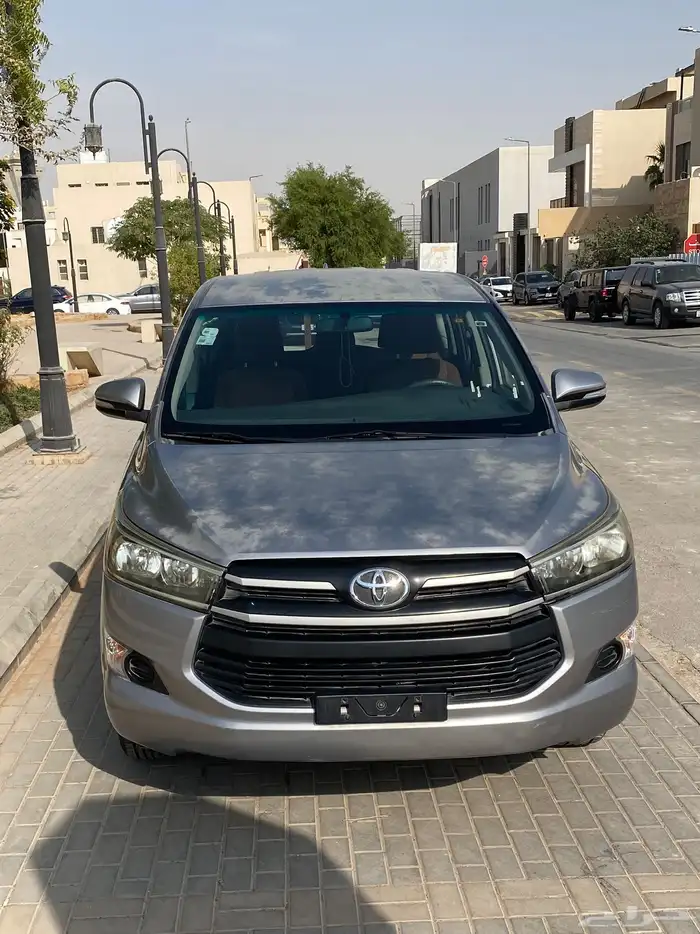 سيارة  انوفا موديل 2016 0