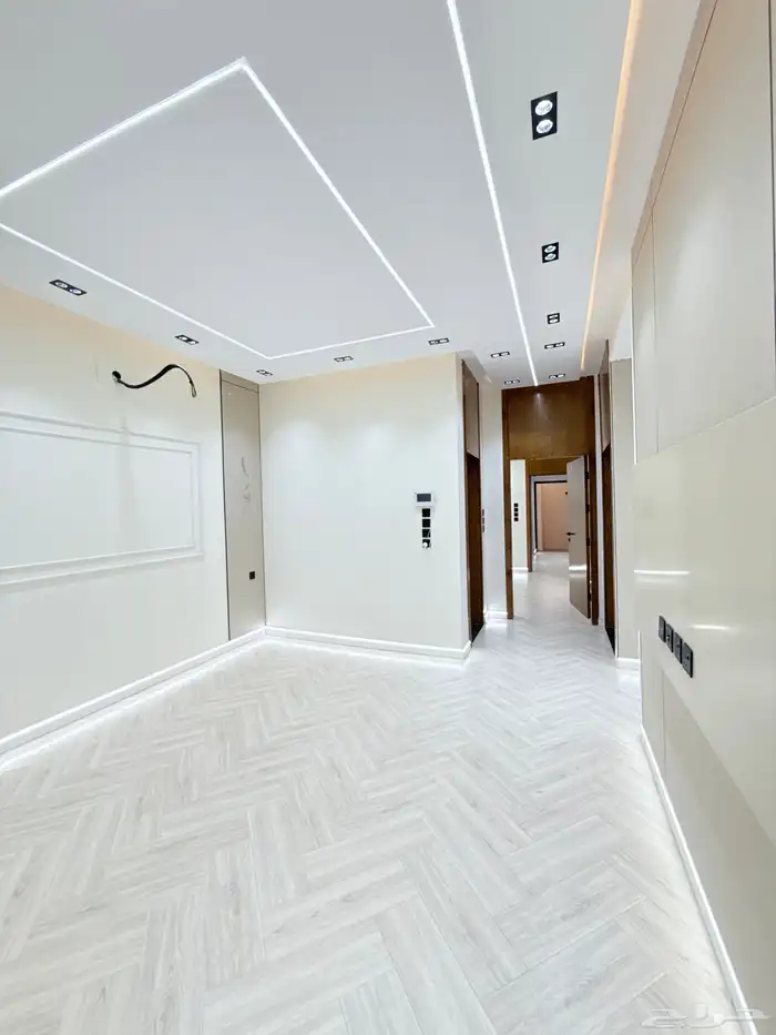 للبيع شقق ارضيه وعلويه بسطح خاص بحي الموسي وسط جميع الخدمات 22