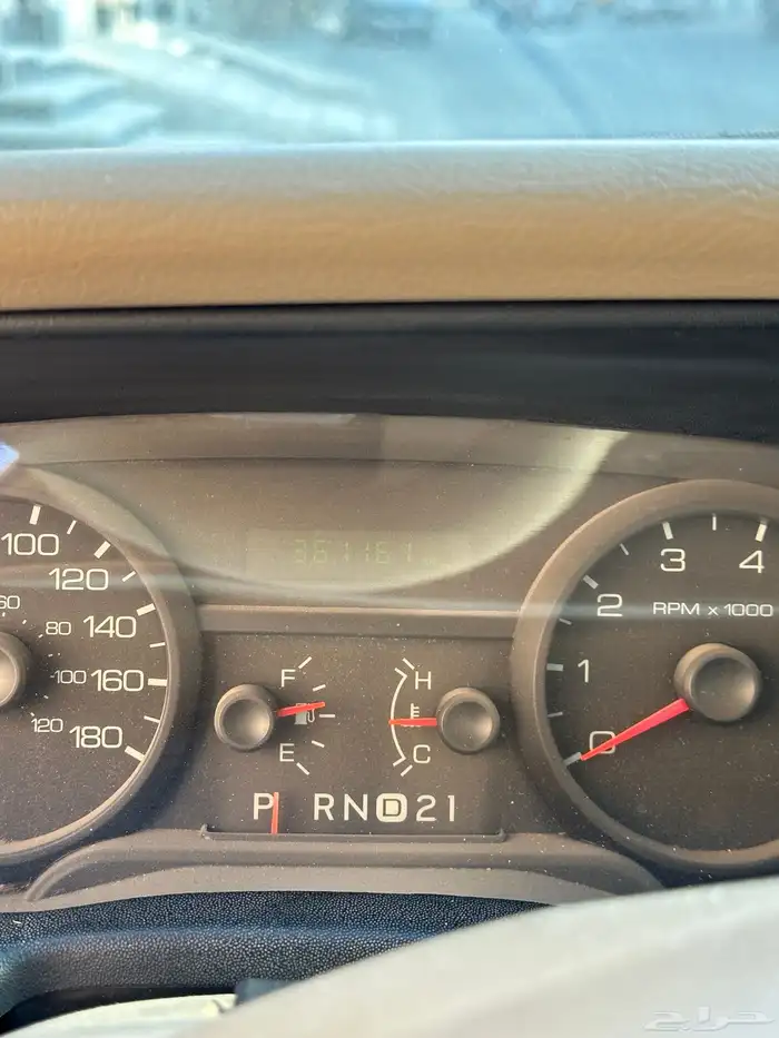 فورد كراون فكتوريا 9