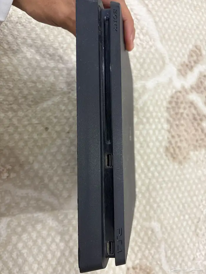 السلام عليكم ورحمة الله وبركاته سوني 4 3