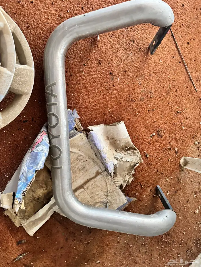 دعامة امامية وطيس هايلوكس 2010 2