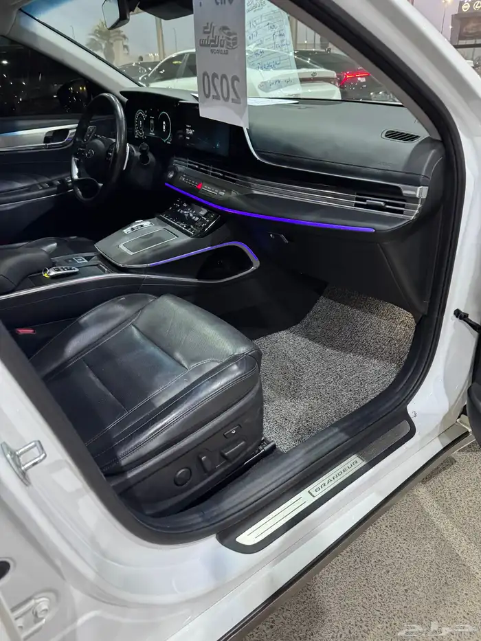 ازيرا 2020 فل كامل اعلى فئه ( 6 سلندر ) بدي وكاله 27