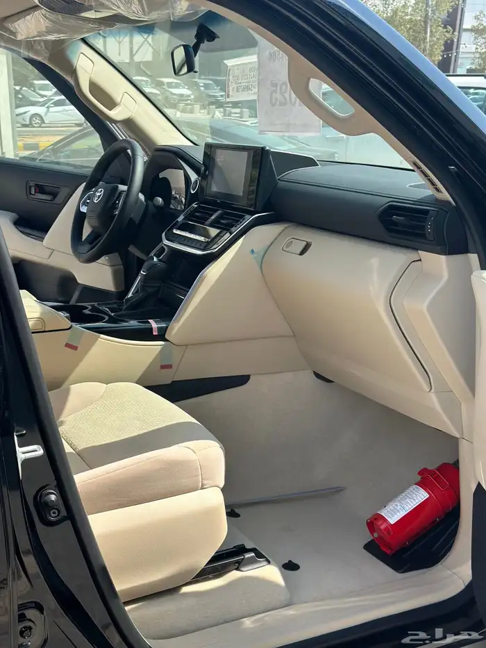 تويوتا لاندكروزر الموديل25 تنفس طبيعي وارد البريمي اقل سعر 10