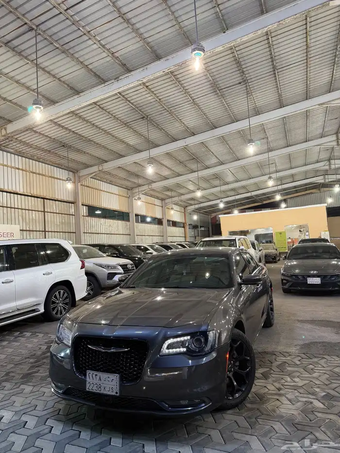 كرايزلر C300s فل 2021 1