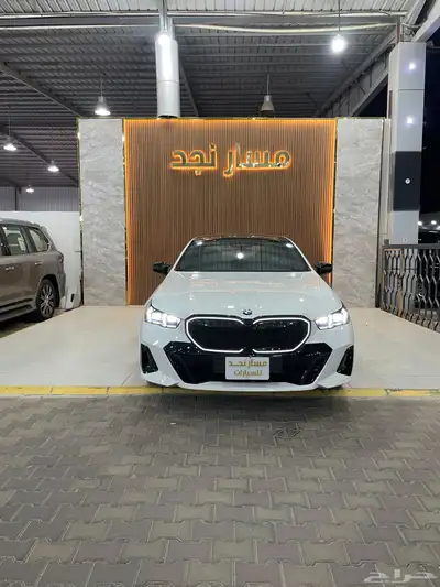 بي ام دبليو 520i موديل 2024 فل كامل Kit m index