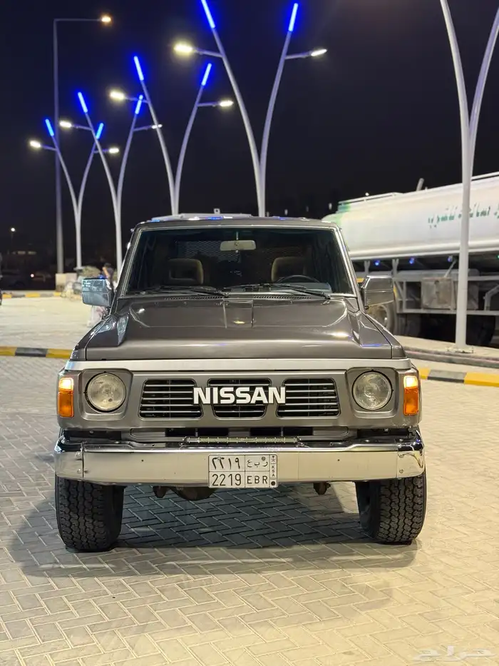 صالون باترول90 LS 7