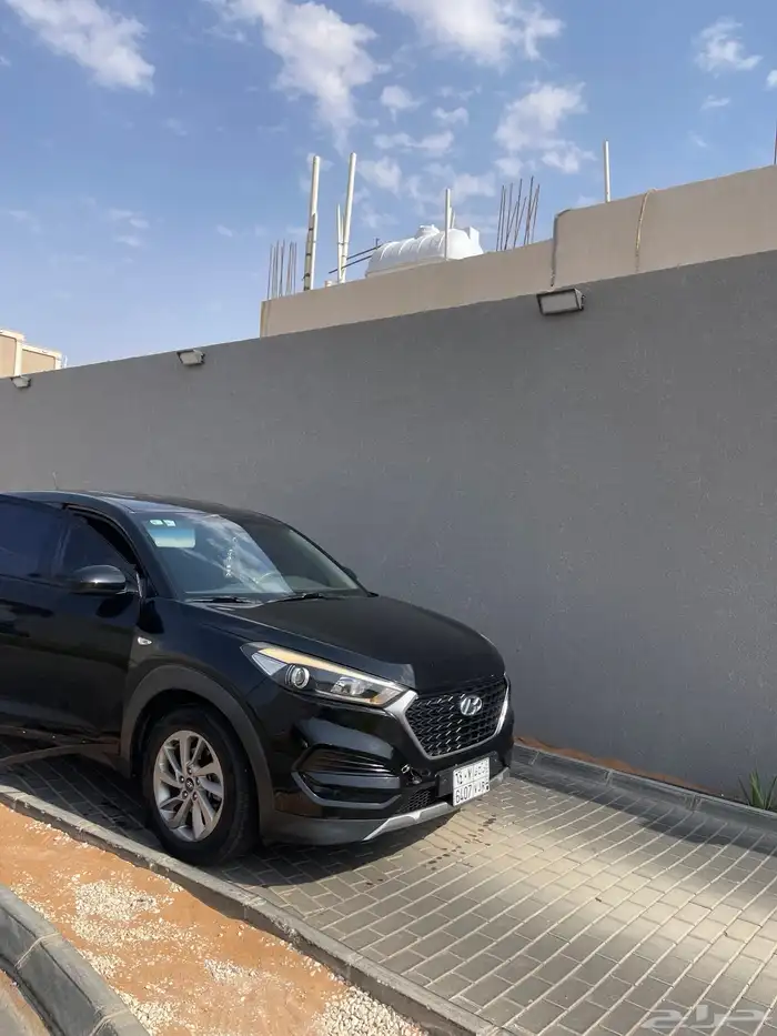 توسان للبيع موديل 2017 ديزل موتر كفوا 1