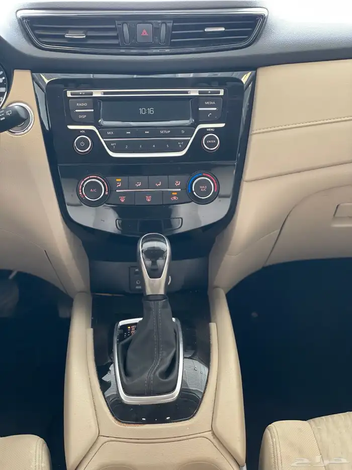 نيسان اكس تريل 10