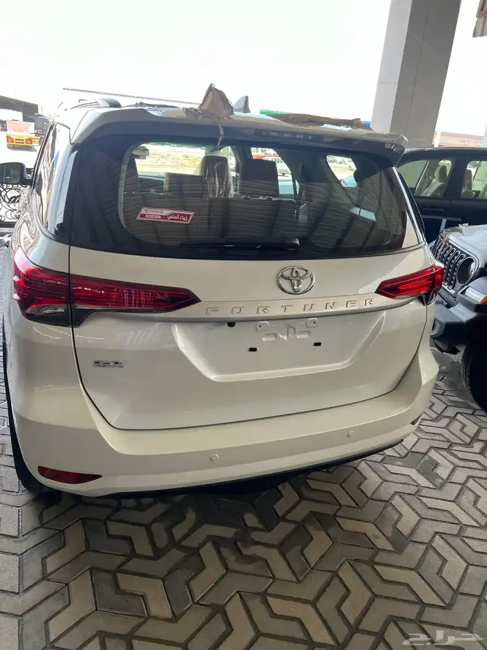 تويوتا فورتشنر بدون دبل 2025 4