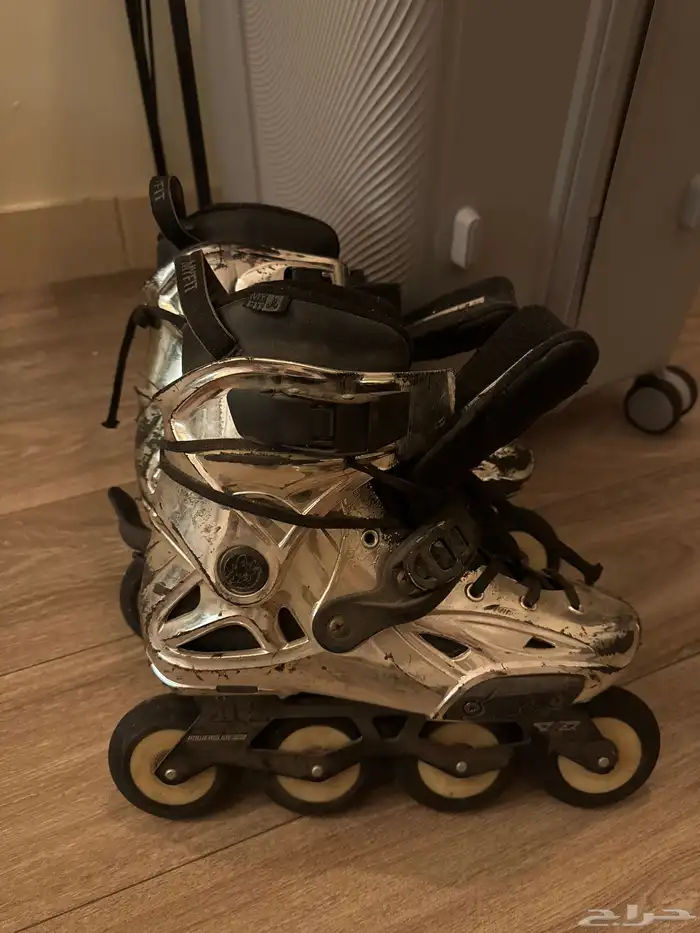 السلام عليكم عندي هذا السكيت والكفرات 0