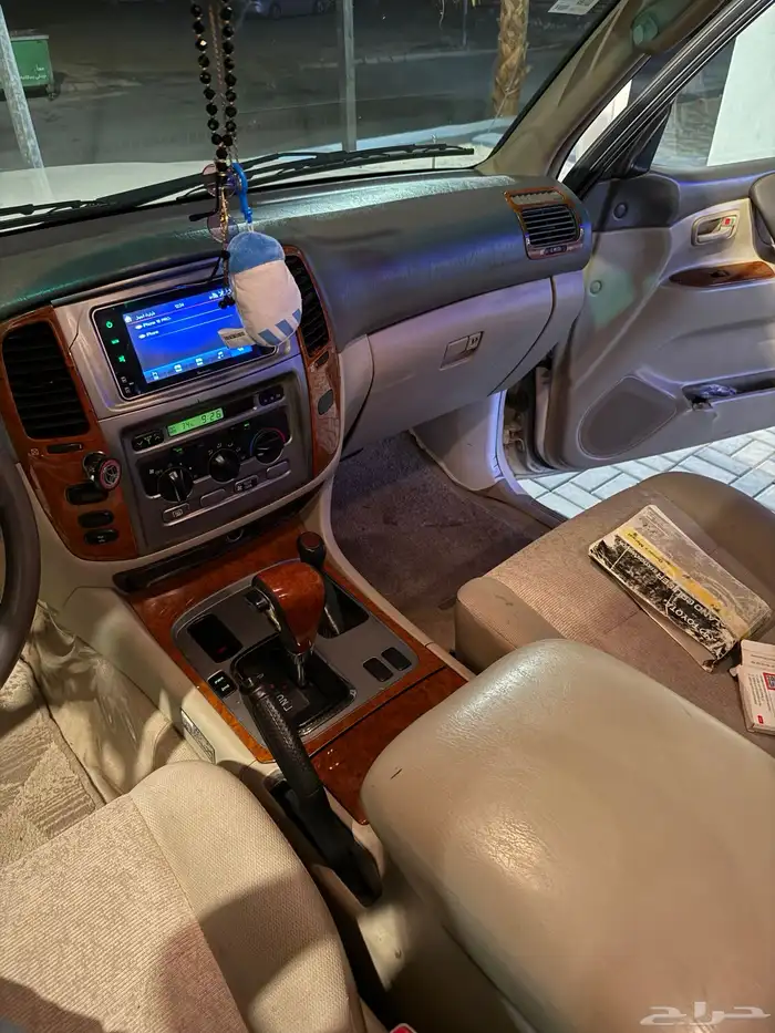 لاندكروزر 2005 . 14