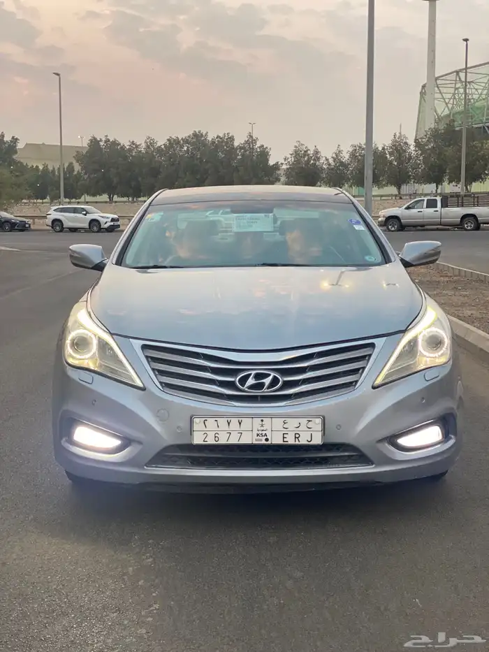 ازيرا 2015 فل كامل نظيفة جدا 1