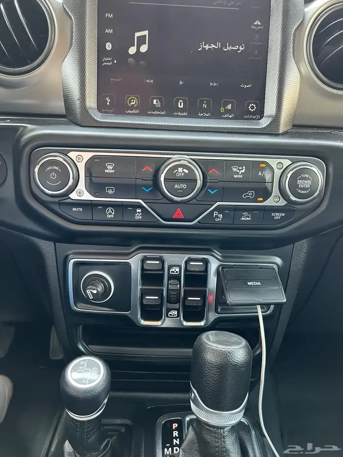 جيب رانجلر سبورت 2023 11