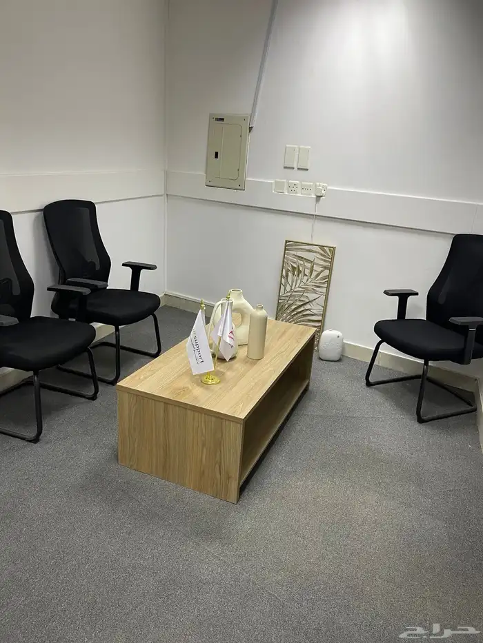 مكتب للتقبيل للشركات او المؤسسات 4