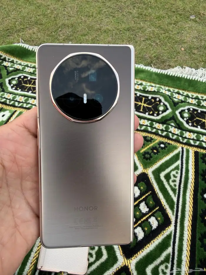 تليفون هونر ماجيك v5 بكل أغراضك مع القلم 0