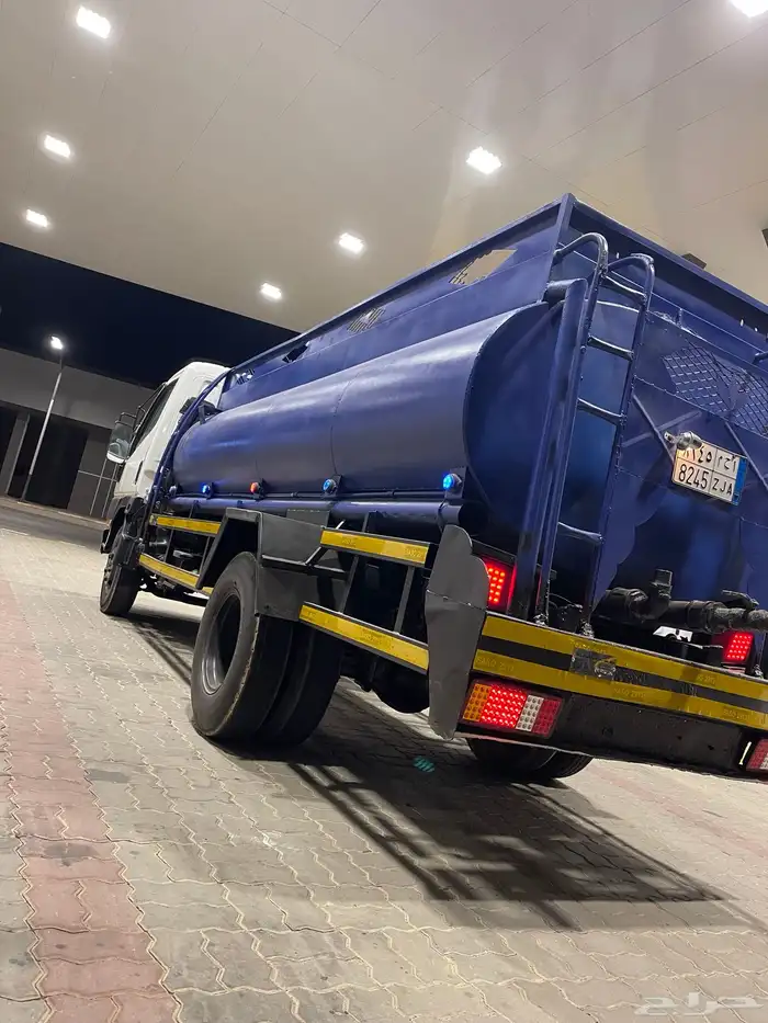 وايت ميستوبيشي كانتر موديل 2002 14