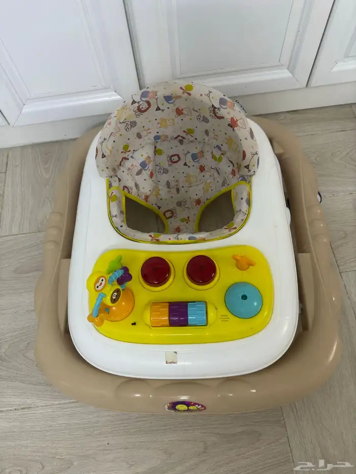 مشايه وكرسي 0