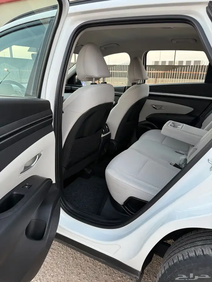 توسان 2023 دبل عداد 47 الف 20