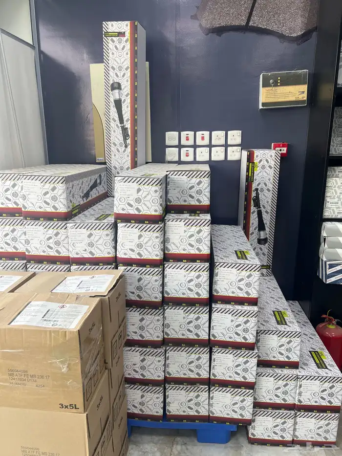 مساعدات مرسيدس وا BM صيني جديد 0