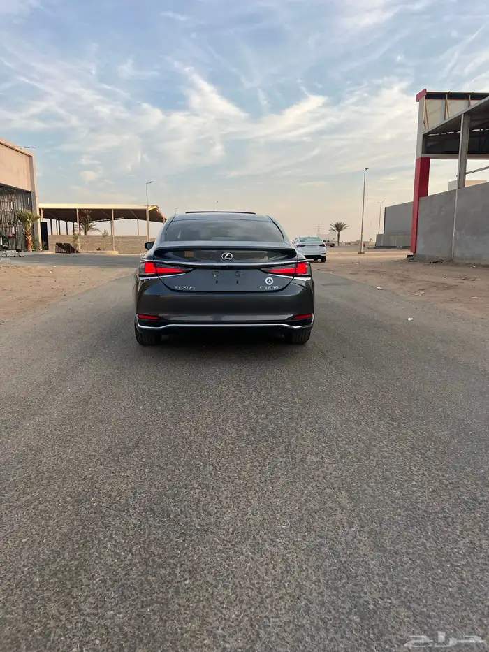 لكزس 250 5