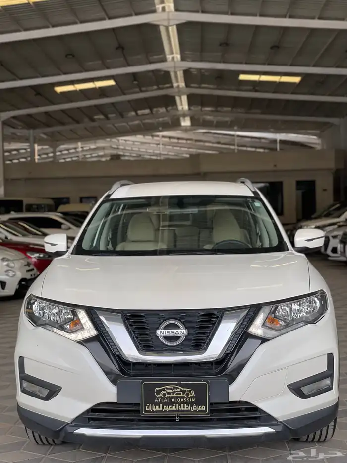 نيسان اكس تريل 0